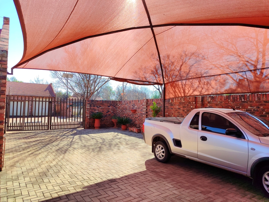 3 Bedroom Property for Sale in Vaal Park North West